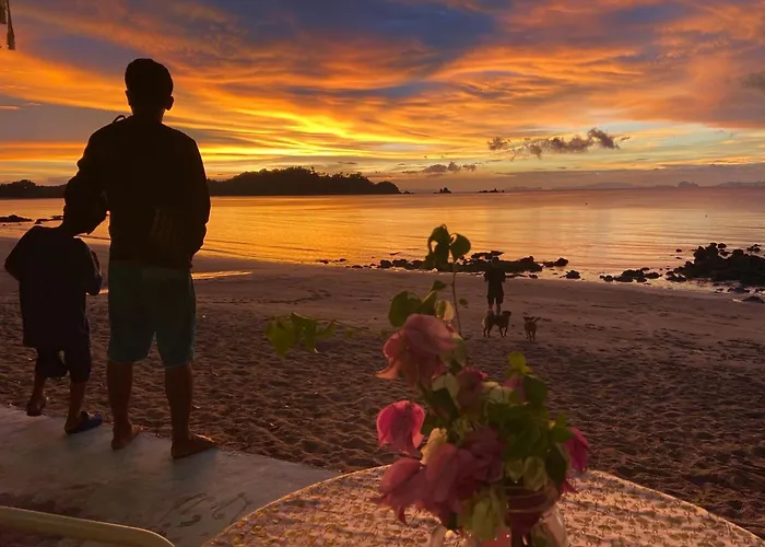Heaven Beach Resort & Art